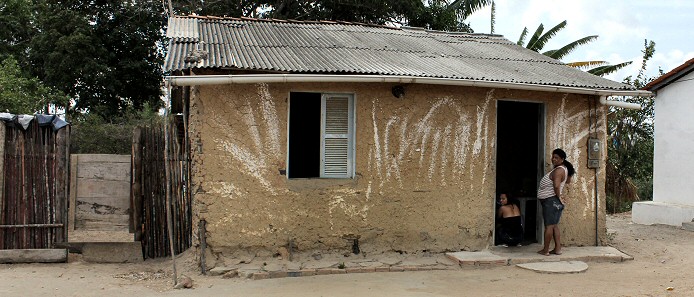 Extreme Armut ist in vielen Teilen Brasiliens noch lange nicht ausgerottet (Foto: Dietmar Lang / IAP Photo)